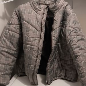 Close Out-Sale Lightweight Puffer